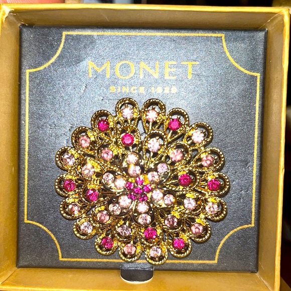 Monet Accessories - Monet Brooch